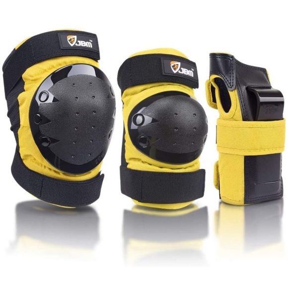 NEW WITHOUT TAGS, never worn JBM child knee, elbow and wrist guards in yellow - Picture 1 of 7